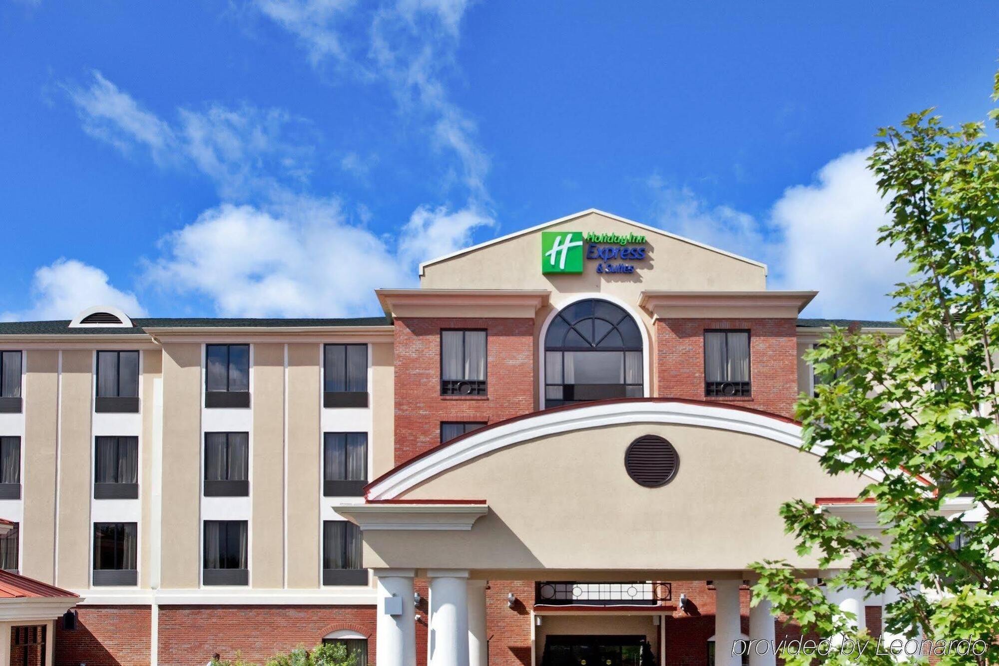 Holiday Inn Express Hotel & Suites Lavonia, An Ihg Hotel מראה חיצוני תמונה